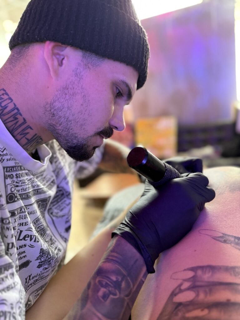 Marc Hensel Tätowierer